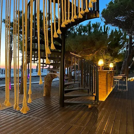 Posh Otel Rrogozhine