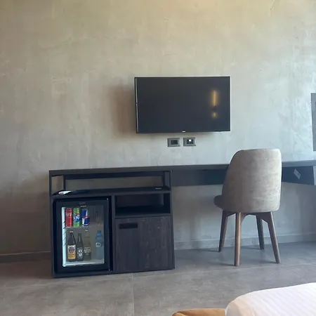 Otel Posh Rrogozhine