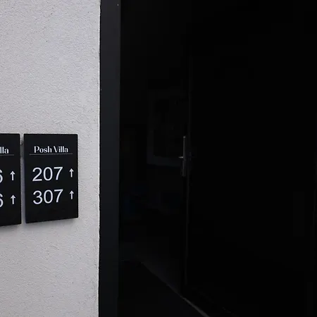 Posh Otel Rrogozhine