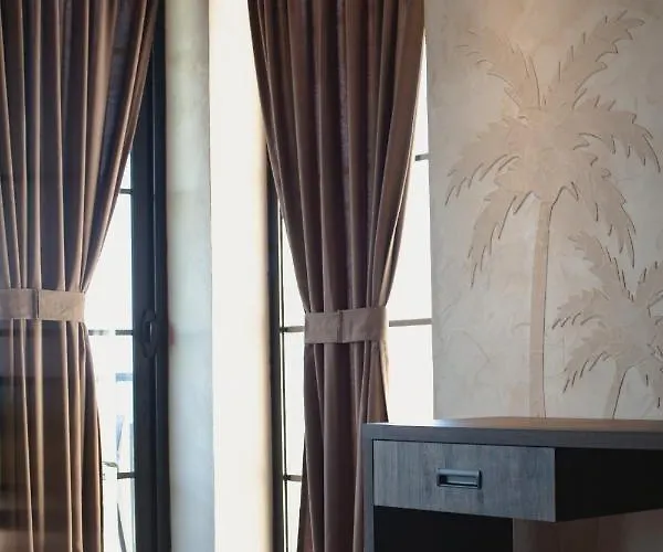 Hotel Posh Rrogozhine