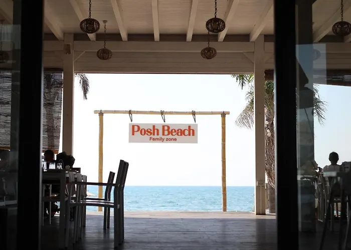 Hotel Posh Rrogozhine