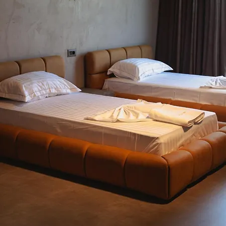 Posh 5*