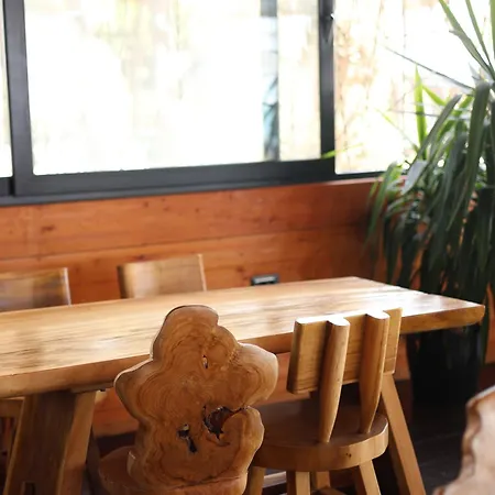 酒店 Posh Rrogozhine