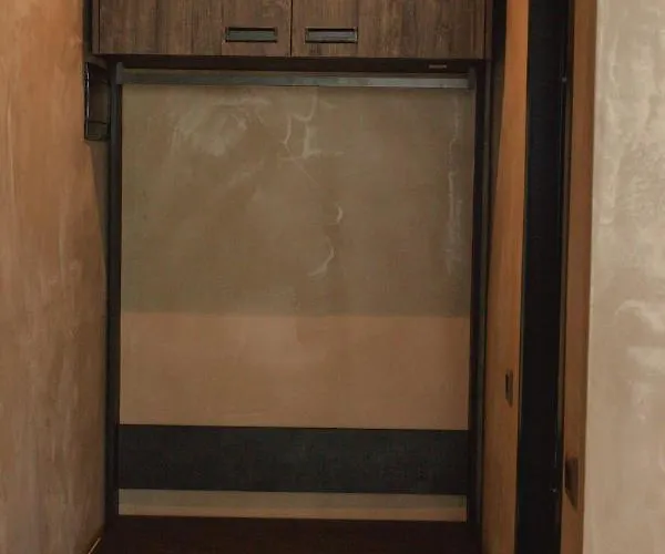 Hotel Posh Rrogozhine