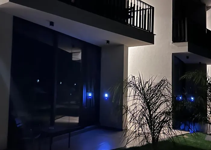 Hotel Posh Rrogozhine