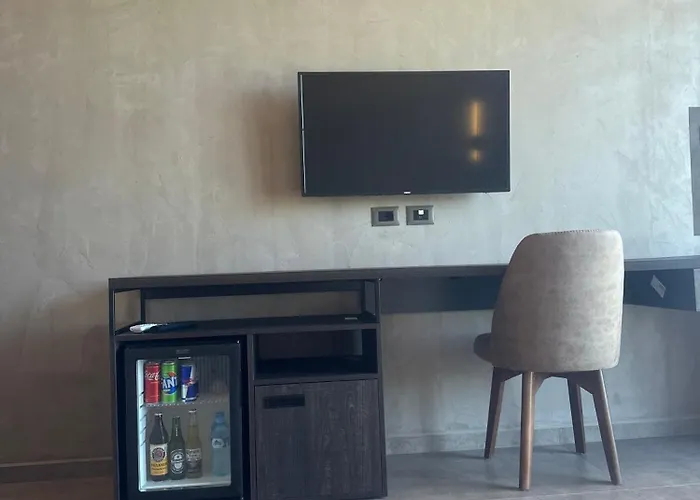 Hotel Posh Rrogozhine